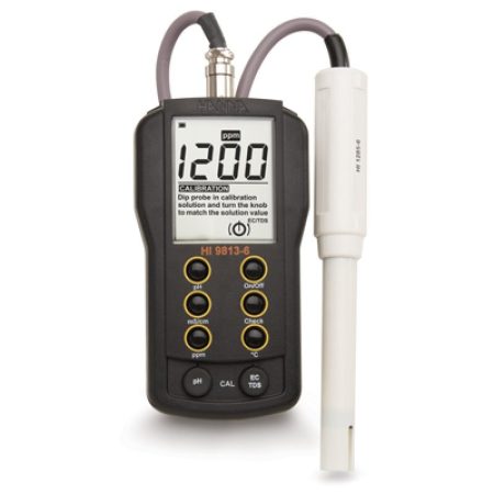 Medidor portátil de temperatura y pH/EC/TDS - HI9813-6